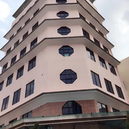 Golden Star Hotel 